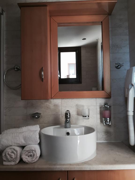 Hani Inn Λυγουριό Εξωτερικό φωτογραφία